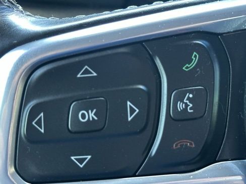 Used 2021 Jeep Wrangler Unlimited Sahara w/ Cold Weather Group image 28