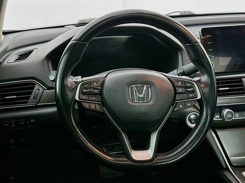 Used 2021 Honda Accord Touring image 18