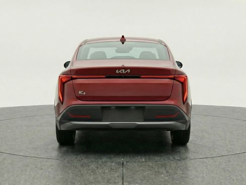 Used 2025 Kia K4 LXS image 7