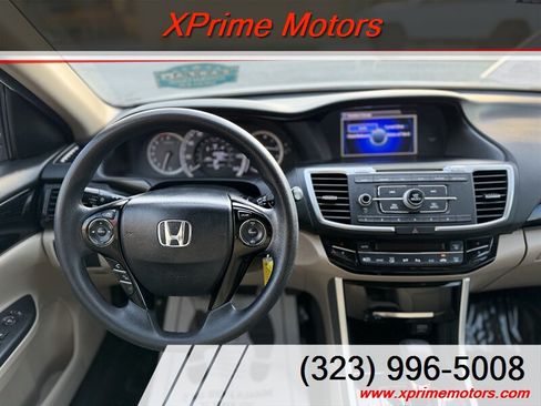 Used 2017 Honda Accord LX image 27
