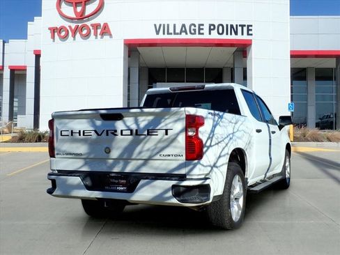 Used 2022 Chevrolet Silverado 1500 Custom image 5
