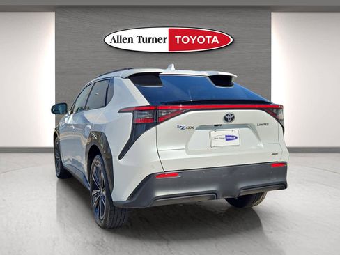 Used 2023 Toyota bZ4X Limited w/ Weather Package image 9