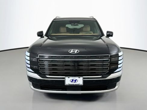 New 2026 Hyundai Palisade Calligraphy FWD image 2