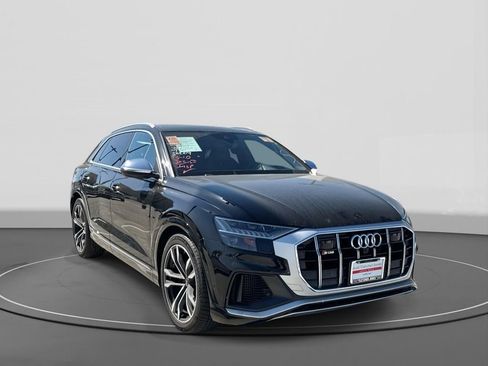 Used 2021 Audi SQ8 Prestige w/ Prestige Package image 3
