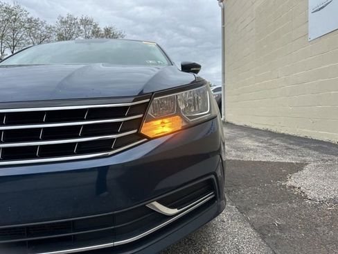 Used 2019 Volkswagen Passat 2.0T Wolfsburg w/ Wheels & Sunroof Package FWD image 9