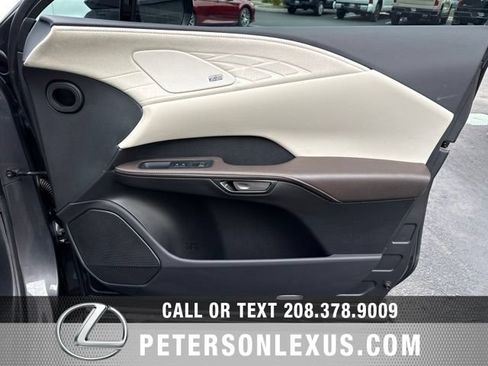 Used 2025 Lexus RX 350 w/ Convenience Package AWD/4WD image 12