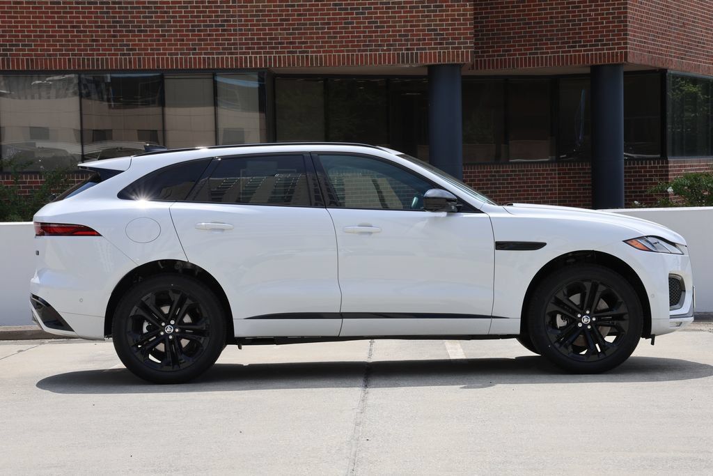 Certified 2026 Jaguar F-PACE R-Dynamic S AWD/4WD image 4