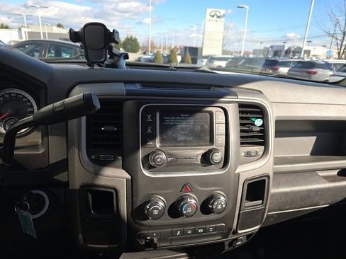 Used 2014 RAM 2500 Tradesman w/ Chrome Appearance Group image 13