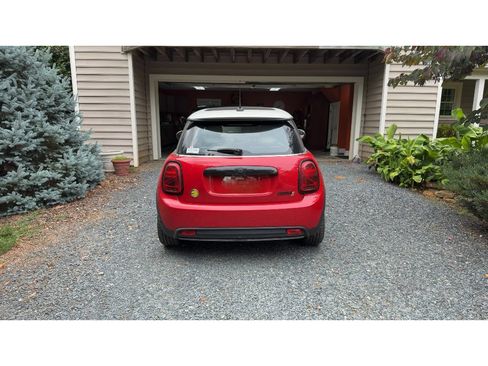 Used 2022 MINI Cooper SE FWD image 4