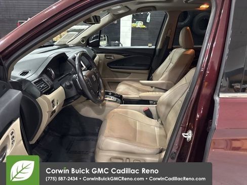 Used 2017 Honda Pilot Elite image 11