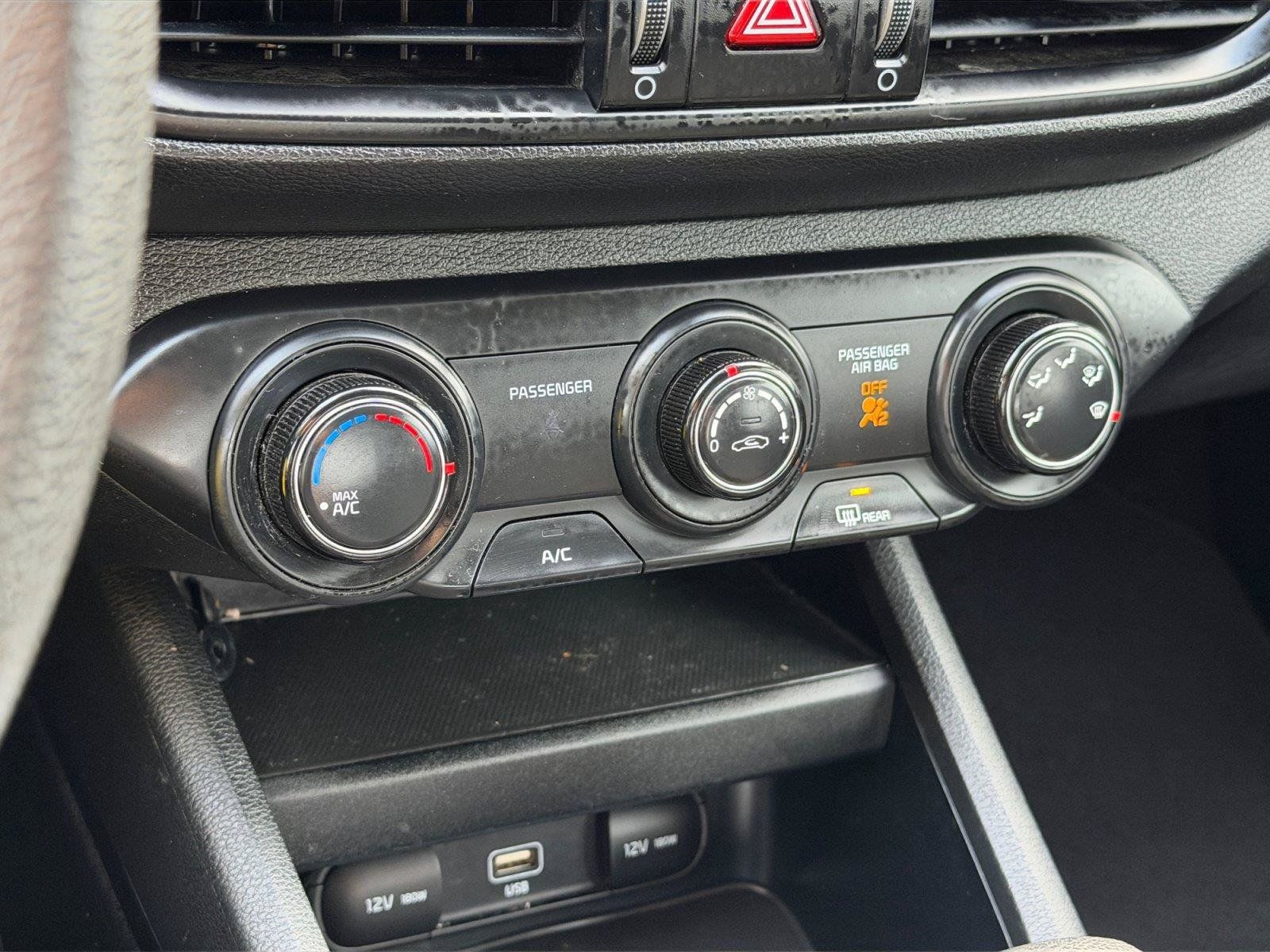 Used 2022 Kia Forte Sedan FWD image 23