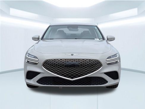 Used 2025 Genesis G70 2.5T RWD image 10