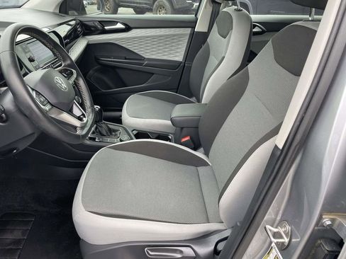 Used 2023 Volkswagen Taos S image 28