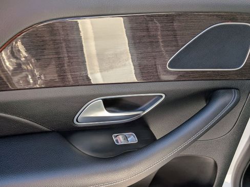 Certified 2020 Mercedes-Benz GLE 350 4MATIC image 29