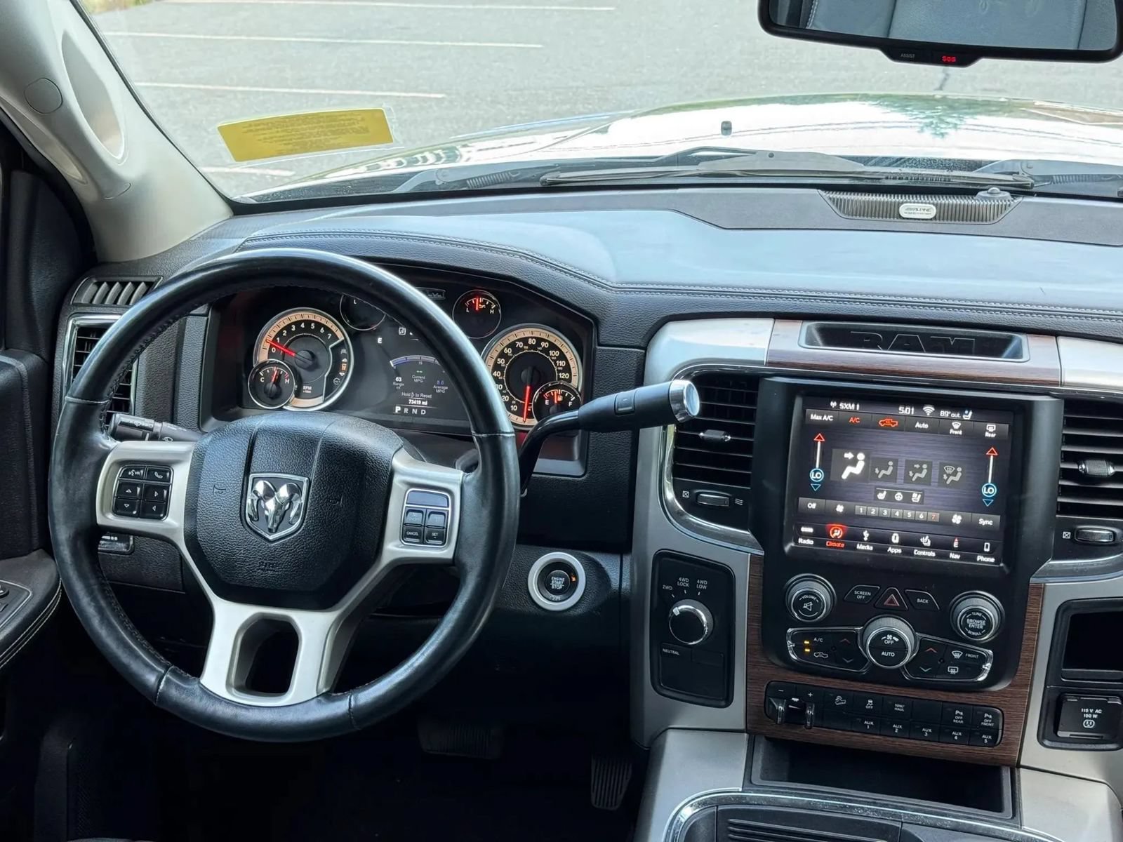 Used 2018 RAM 2500 Laramie w/ Snow Chief Group AWD/4WD image 18