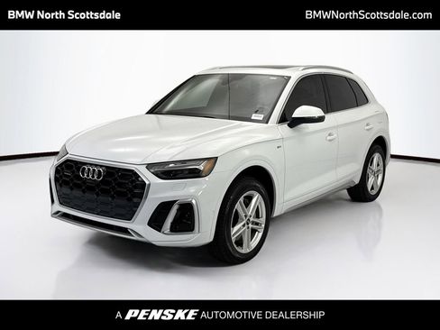 Used 2024 Audi Q5 e Prestige AWD/4WD image 1