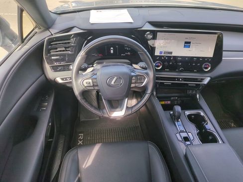 Used 2025 Lexus RX 350 Premium FWD image 18