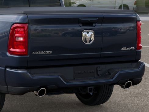New 2026 RAM 1500 Laramie AWD/4WD image 14