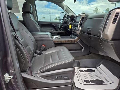 Used 2016 GMC Sierra 2500 Denali w/ Duramax Plus Package AWD/4WD image 34