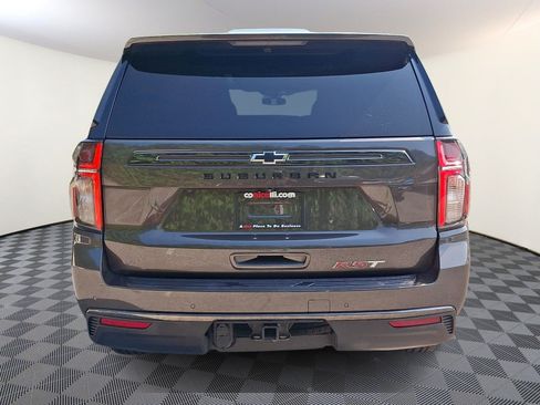Used 2021 Chevrolet Suburban RST w/ Max Trailering Package AWD/4WD image 5