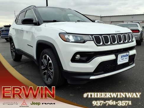 Certified 2024 Jeep Compass Limited image 1