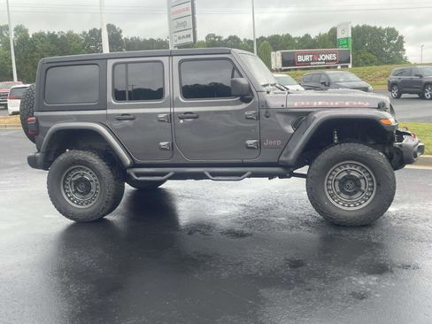 Used 2018 Jeep Wrangler Unlimited Rubicon AWD/4WD image 2