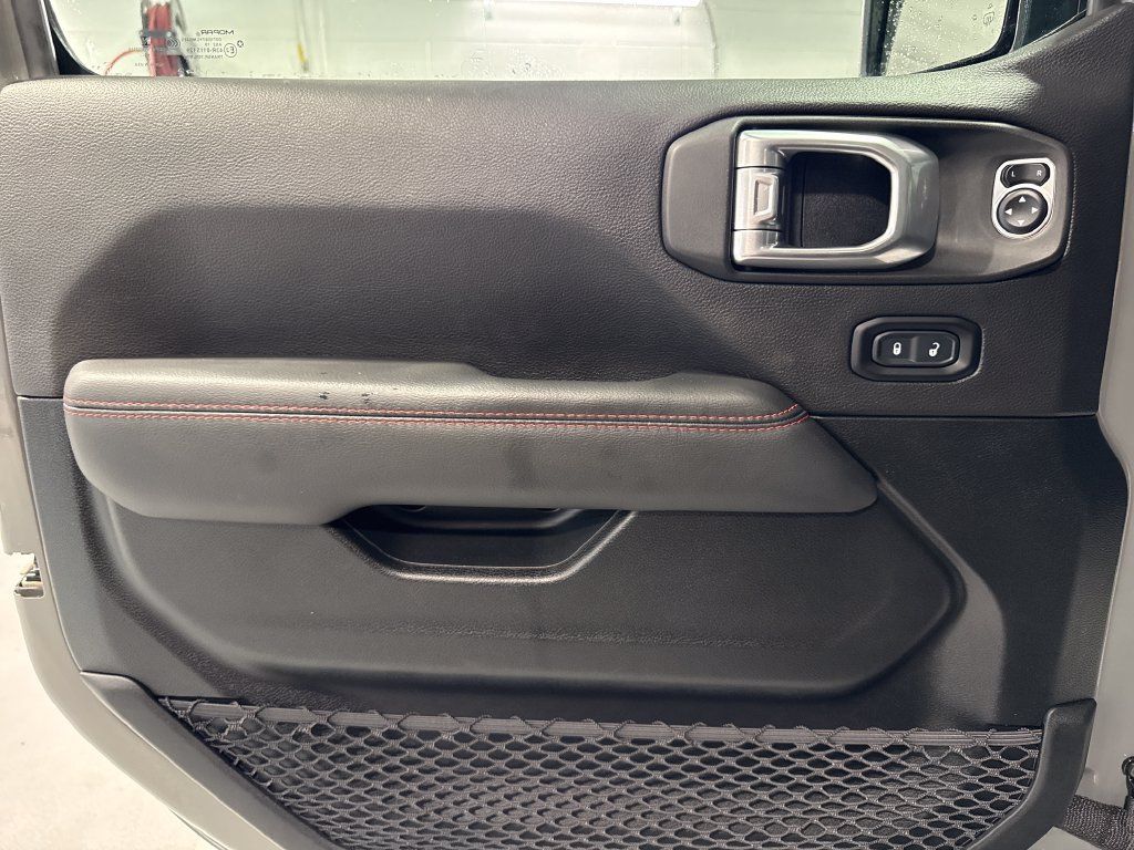 Used 2020 Jeep Gladiator Rubicon AWD/4WD image 31