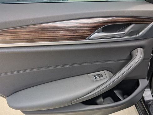Used 2019 BMW 530e w/ Convenience Package RWD image 10