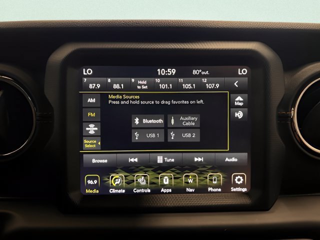 Used 2021 Jeep Wrangler Unlimited Sahara AWD/4WD image 22