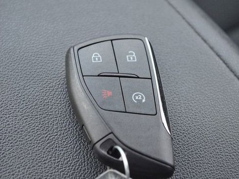 Used 2024 Chevrolet Colorado LT w/ LT Convenience Package II image 26