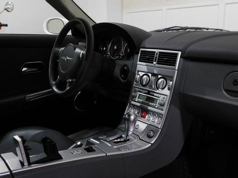Used 2005 Chrysler Crossfire Limited RWD image 99