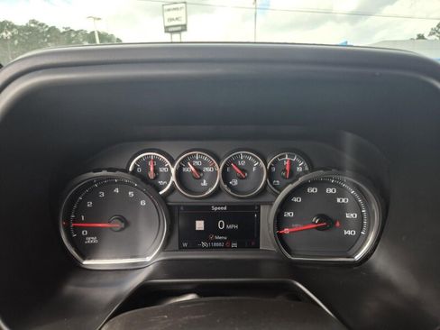 Used 2021 Chevrolet Tahoe Z71 w/ Rear Media and Nav Package image 15