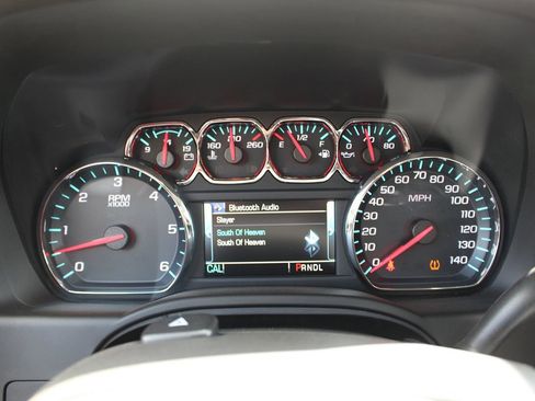 Used 2020 Chevrolet Suburban LT RWD image 22