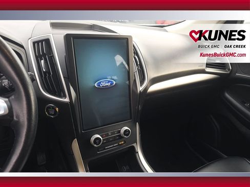 Used 2023 Ford Edge SEL image 14