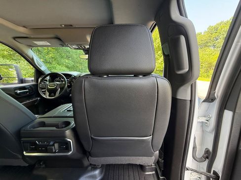 Used 2021 GMC Sierra 2500 Denali w/ Technology Package AWD/4WD image 41