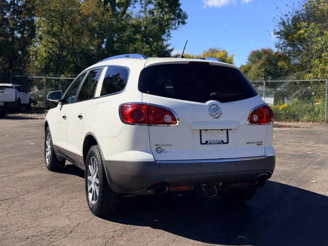 Used 2011 Buick Enclave CXL FWD image 5