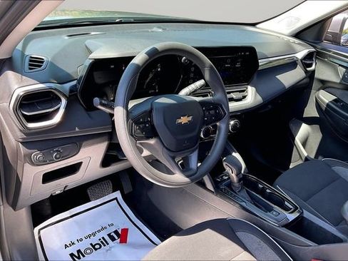 Certified 2025 Chevrolet TrailBlazer LT AWD/4WD image 14