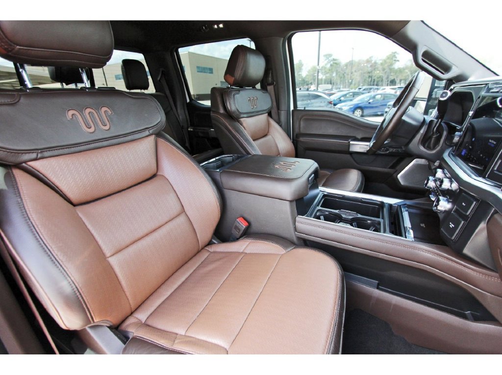 Used 2024 Ford F350 King Ranch w/ Chrome Package AWD/4WD image 38