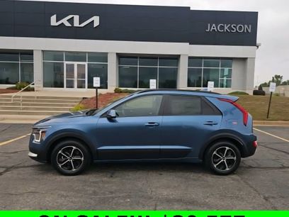 New 2025 Kia Niro EX Touring
