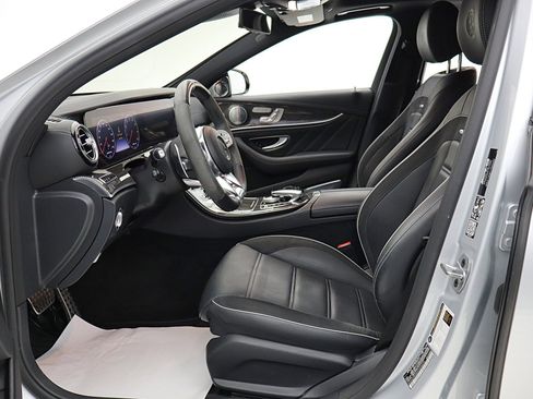 Used 2019 Mercedes-Benz E 63 AMG S image 40