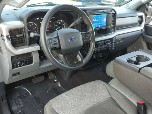 Used 2023 Ford F350 XLT AWD/4WD image 10