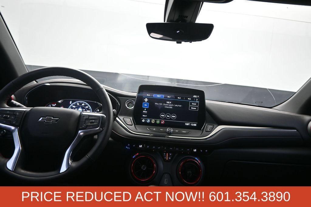 Used 2024 Chevrolet Blazer RS w/ Driver Confidence II Package FWD image 19