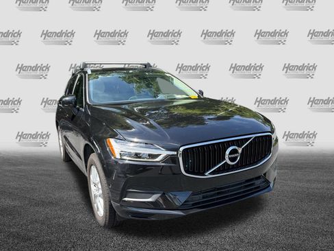 Used 2019 Volvo XC60 T5 Momentum w/ Premium Package FWD image 3
