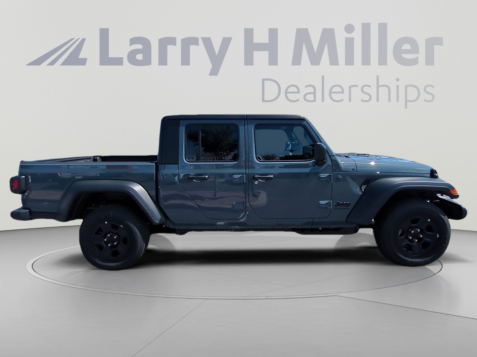 New 2026 Jeep Gladiator Sport AWD/4WD image 6