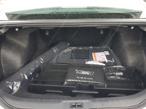 New 2025 Nissan Altima 2.5 SR image 8