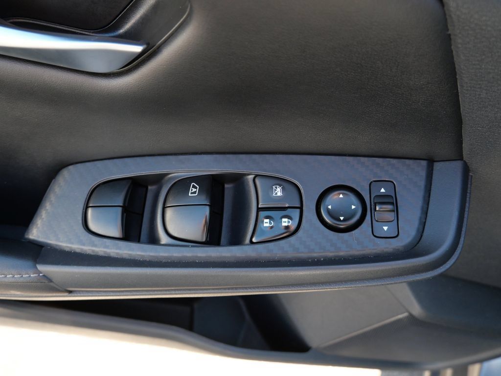 Used 2022 Nissan Sentra SV FWD image 16