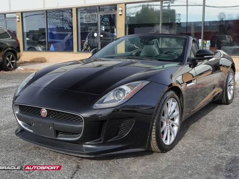 Used 2017 Jaguar F-TYPE Convertible 2D image 3