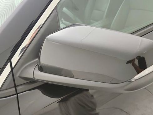 Used 2024 GMC Terrain SLT image 30