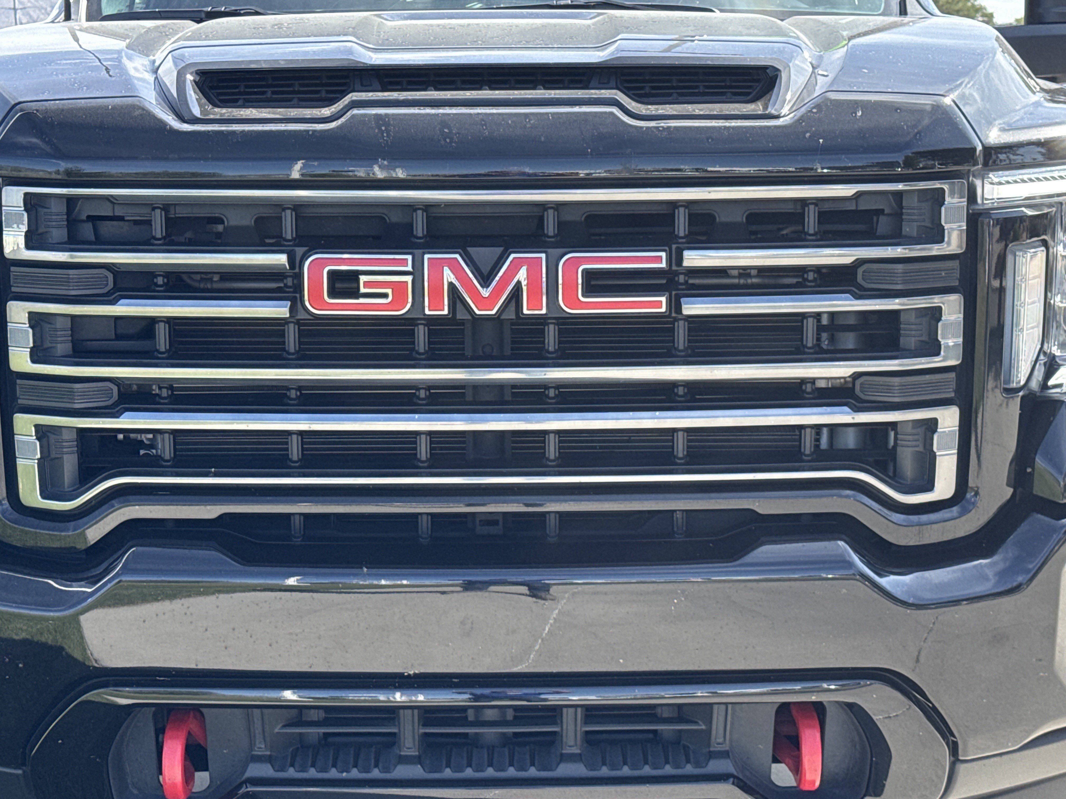 Used 2022 GMC Sierra 3500 AT4 AWD/4WD image 9