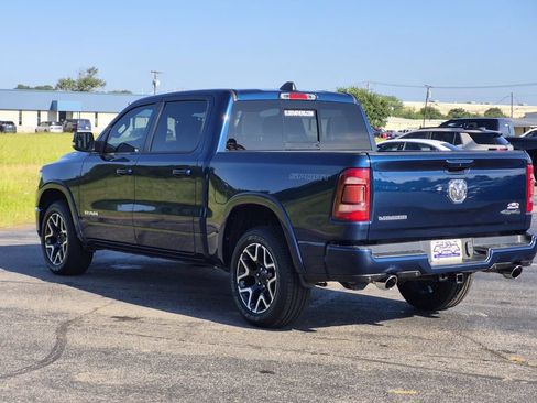 Used 2021 RAM 1500 Laramie w/ Sport Appearance Package AWD/4WD image 4